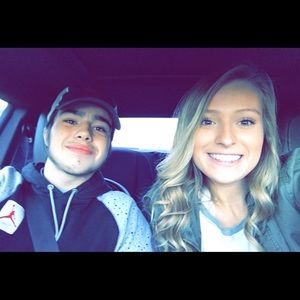 Meet your Posher, Hayley